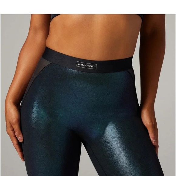 Fenty Savage Two pc - Picture 7 of 9